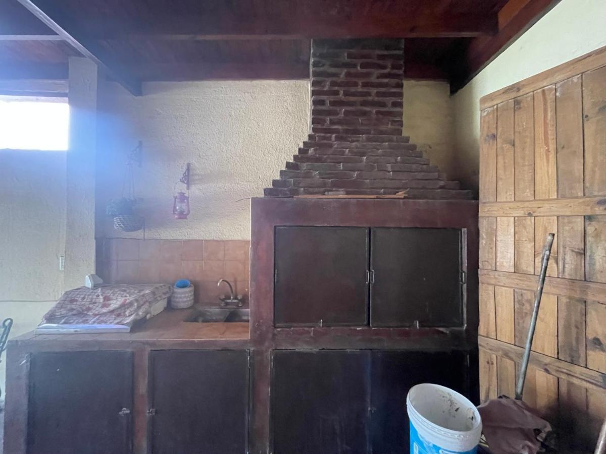 Comoda Y Amplia Casa En Mercedes Bsas Holiday home