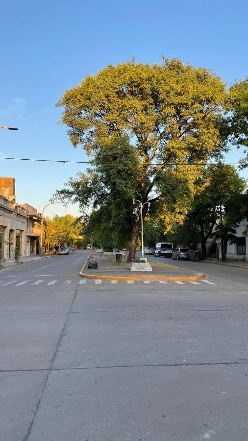 Comoda Y Amplia Casa En Mercedes Bsas * Mercedes (Buenos Aires)